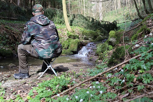 Zeug zum Überleben windbreaker oliv grün Zeug zum Überleben windbreaker oliv grün